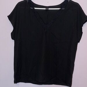 SHEIN Lace Detail V-Neck Short Sleeve Blouse